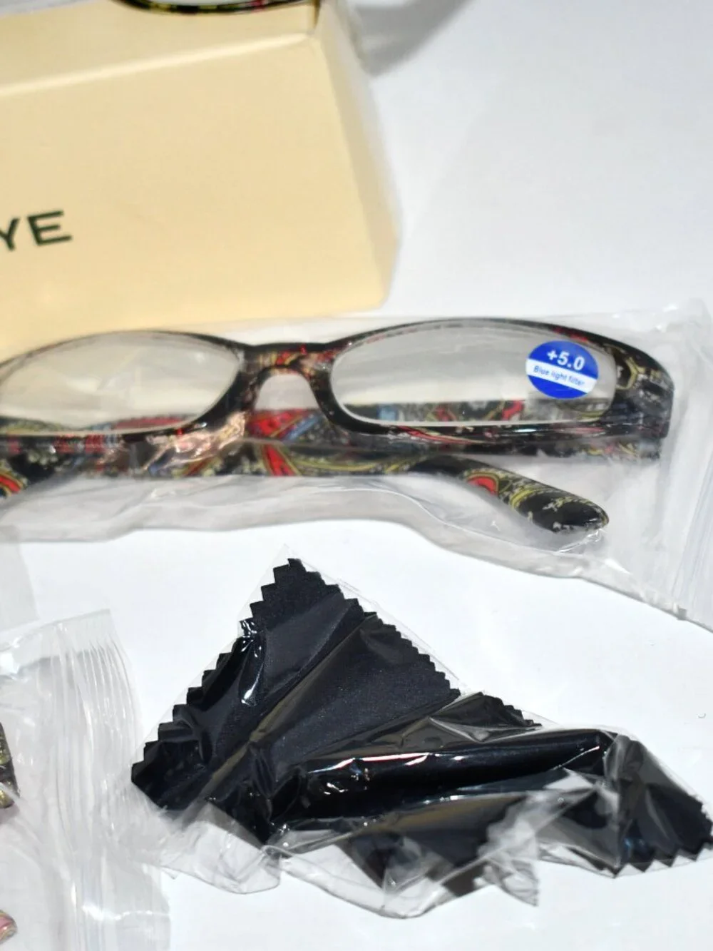 GAOYE 5 Pack Reading Glasses +5.00 Blue Light Filter Floral Readers Women New C
